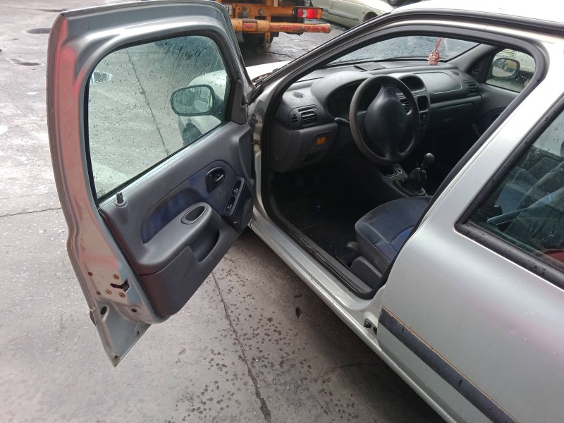 renault clio ii (bb_, cb_) del año 1999