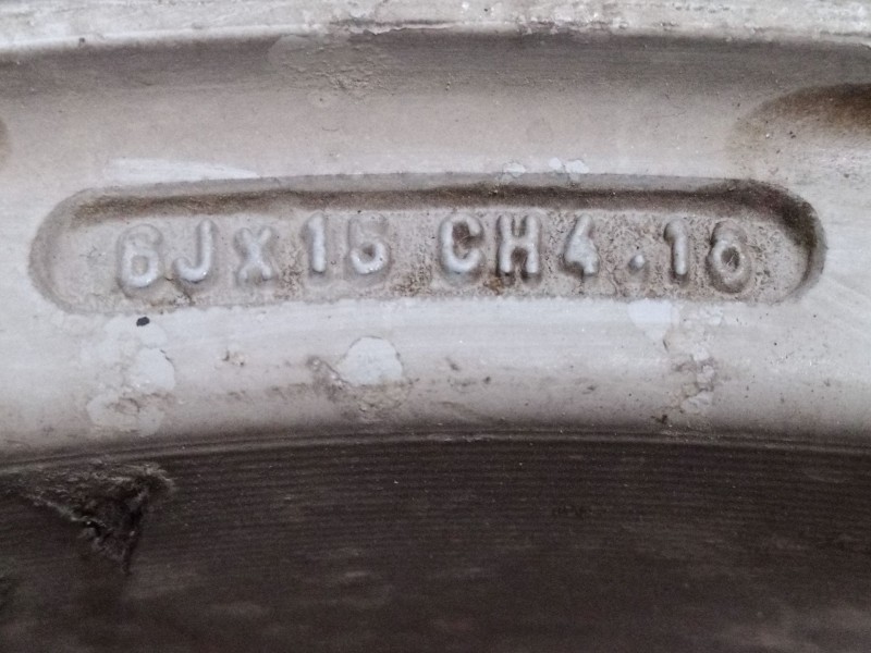 Recambio de llanta alumino 15´´ para citroën xsara (n1) 1.9 d referencia OEM IAM 6JX15CH4ET18  