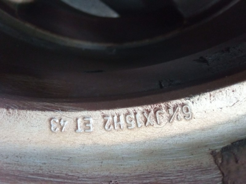 Recambio de llanta alumino 15´´ para volkswagen golf iv (1j1) 1.4 16v referencia OEM IAM 6.5JX15H2ET43  