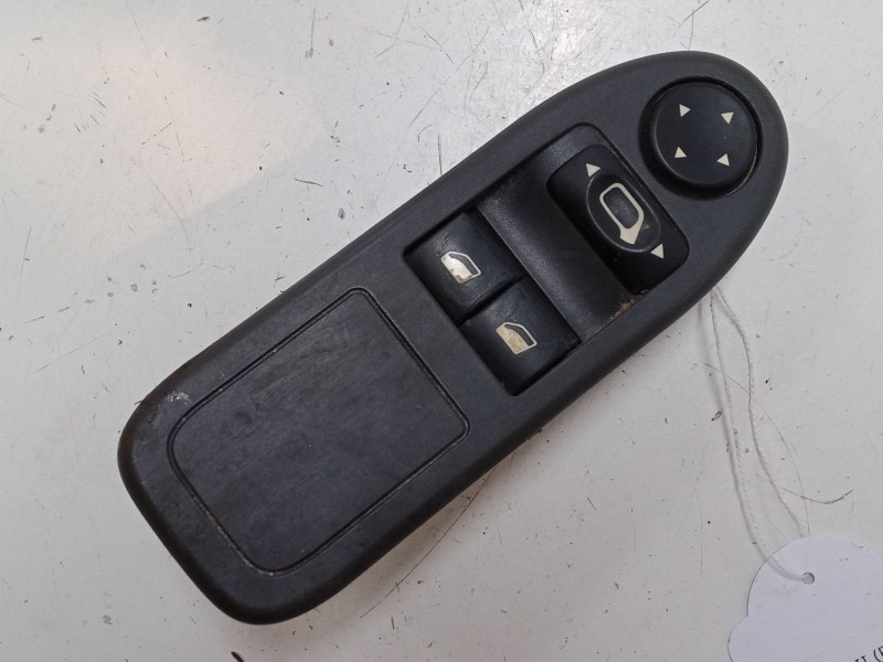 Recambio de mando elevalunas delantero izquierdo para citroën c5 ii (rc_) 1.6 hdi (rc8hzb) referencia OEM IAM 96514301ZF  