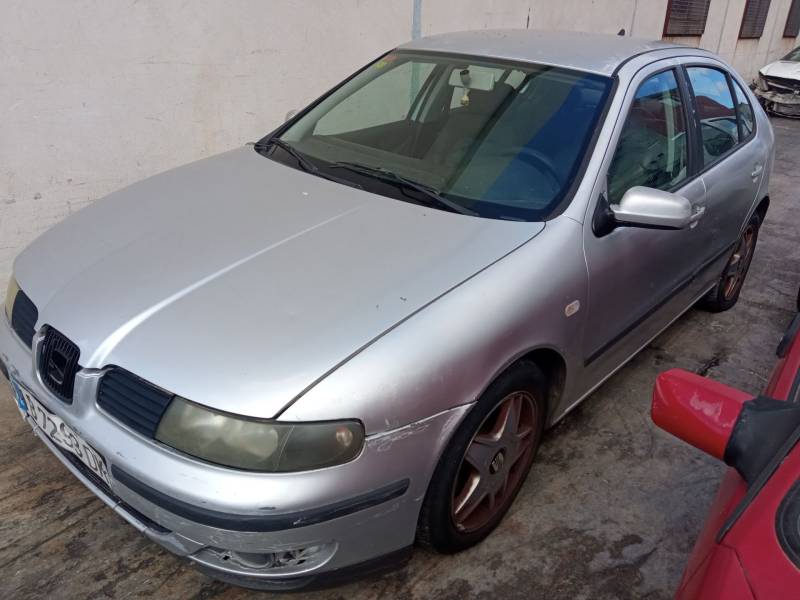 SEAT LEON (1M1)