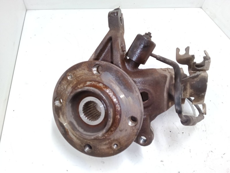 Recambio de mangueta delantera derecha para citroën xsara (n1) 2.0 hdi 90 referencia OEM IAM   