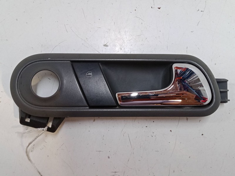 Recambio de maneta interior puerta delantera derecha para seat ibiza iii (6l1) 1.4 16v referencia OEM IAM   