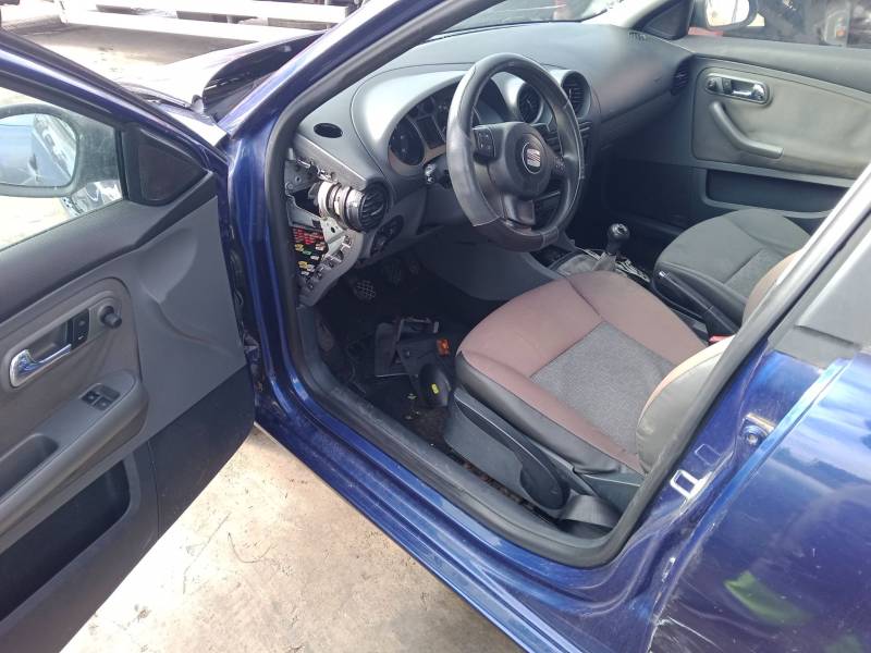 SEAT IBIZA III (6L1)