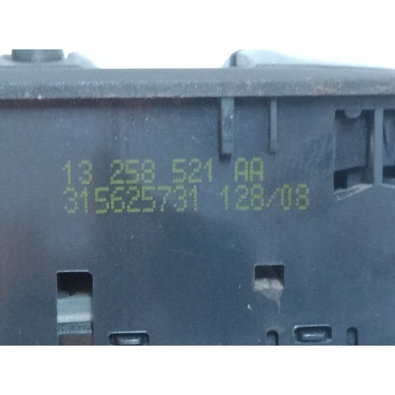 Recambio de mando elevalunas delantero izquierdo para opel corsa d (s07) 1.3 cdti (l08, l68) referencia OEM IAM 13258521  