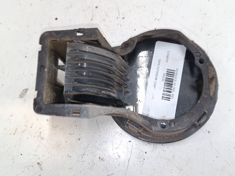 Recambio de tapa exterior combustible para chrysler voyager iv (rg, rs) 2.8 crd referencia OEM IAM   