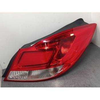 PILOTO TRASERO DERECHO 13226857 