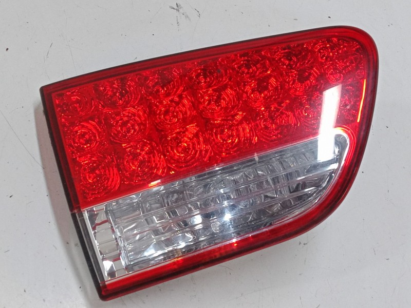 Recambio de piloto trasero porton izquierdo para citroën c-crosser (vu_, vv_) 2.2 hdi referencia OEM IAM   