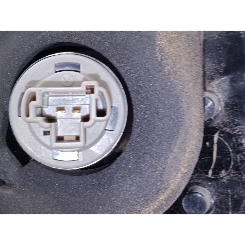 Recambio de piloto trasero porton izquierdo para citroën c-crosser (vu_, vv_) 2.2 hdi referencia OEM IAM   