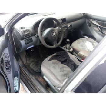SEAT LEON (1M1)