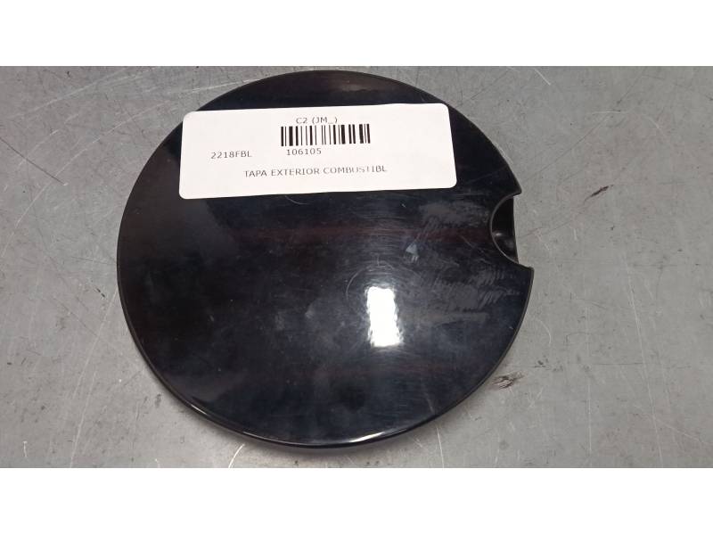 TAPA EXTERIOR COMBUSTIBLE 