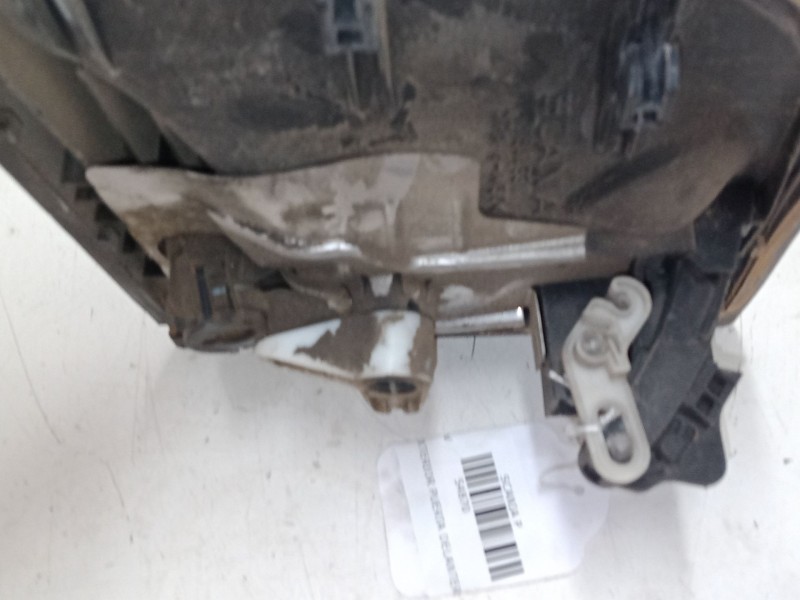 Recambio de maneta exterior puerta delantera derecha para scania scania p p 94gb 6x2 referencia OEM IAM   