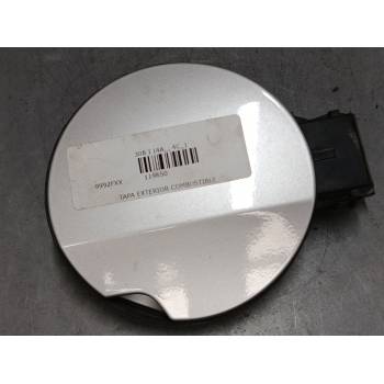 TAPA EXTERIOR COMBUSTIBLE 