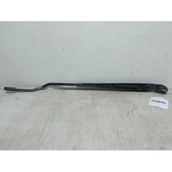 BRAZO LIMPIA DELANTERO DERECHO 