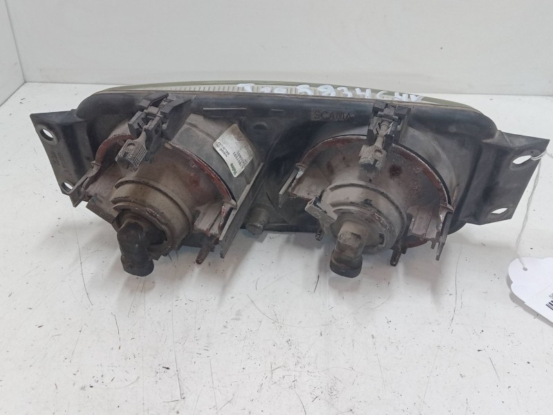 Recambio de faro antiniebla izquierdo para scania scania p p 94gb 6x2 referencia OEM IAM 67807591  1420691