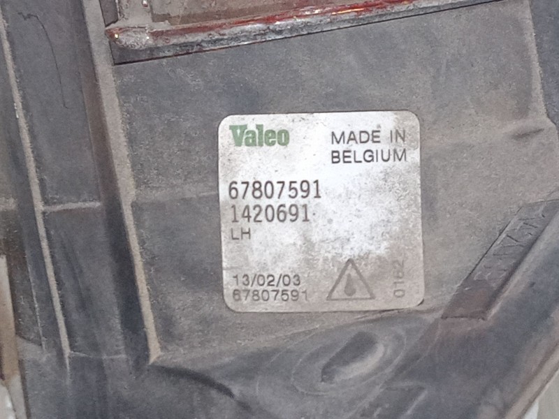 Recambio de faro antiniebla izquierdo para scania scania p p 94gb 6x2 referencia OEM IAM 67807591  1420691