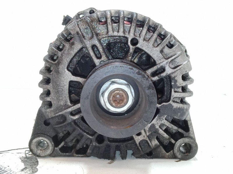 Recambio de alternador para peugeot 206 hatchback (2a/c) 1.4 hdi referencia OEM IAM   