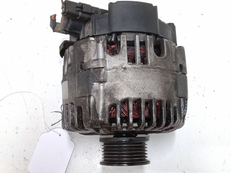 Recambio de alternador para peugeot 206 hatchback (2a/c) 1.4 hdi referencia OEM IAM   
