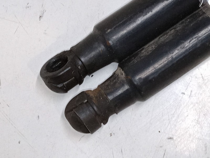 Recambio de amortiguadores malet/porton para hyundai santa fé i (sm) 2.0 crdi referencia OEM IAM   