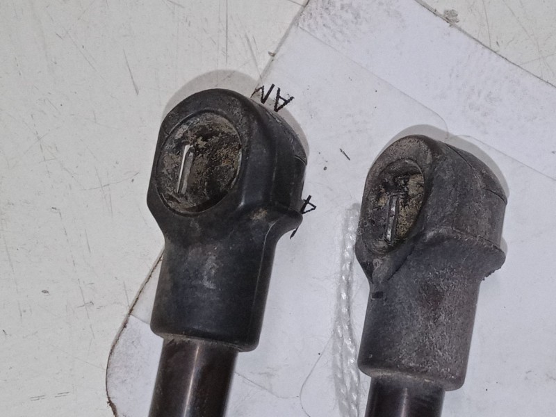 Recambio de amortiguadores malet/porton para seat ibiza iv st (6j8, 6p8) 1.6 tdi referencia OEM IAM   