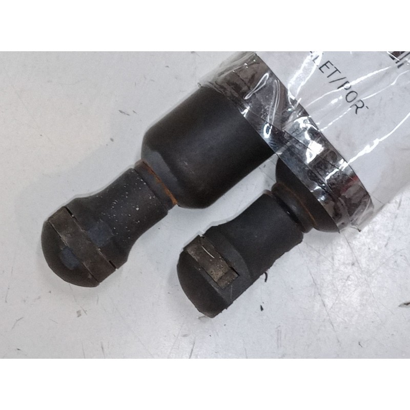 Recambio de amortiguadores malet/porton para renault clio ii (bb_, cb_) 1.5 dci (b/cb07) referencia OEM IAM   