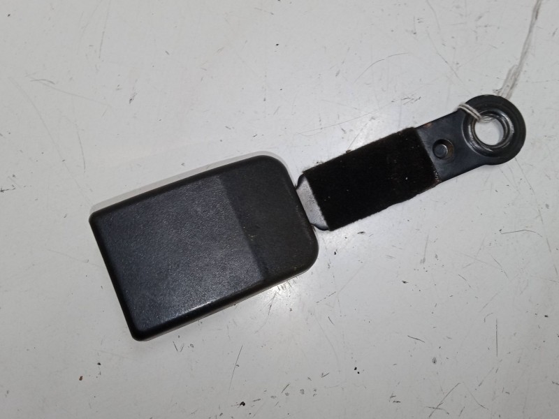 Recambio de anclaje cinturon delantero derecho para citroën xsara picasso (n68) 2.0 hdi referencia OEM IAM   