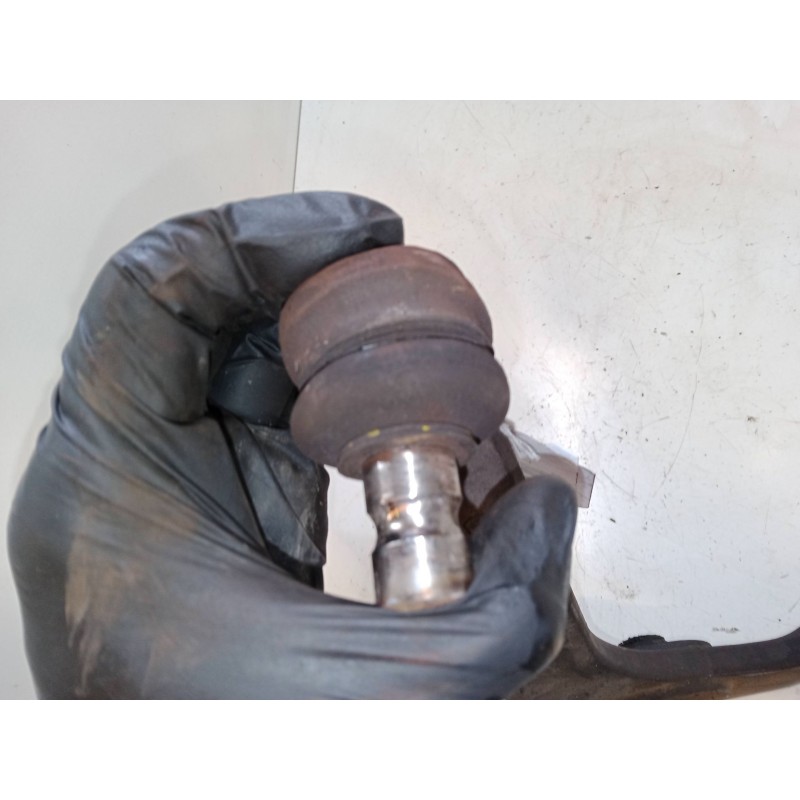 Recambio de brazo suspension inferior delantero derecho para peugeot 206 hatchback (2a/c) 1.4 hdi eco 70 referencia OEM IAM   