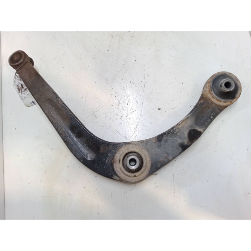 Recambio de brazo suspension inferior delantero izquierdo para peugeot 206 hatchback (2a/c) 1.4 hdi eco 70 referencia OEM IAM   