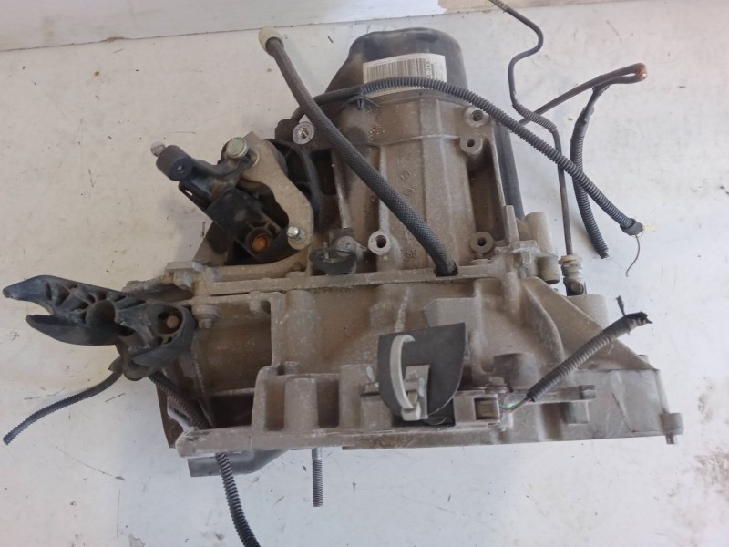 Recambio de caja de cambios manual 5 velocidades para renault clio iv (bh_) 1.2 16v referencia OEM IAM 343H3  343H3