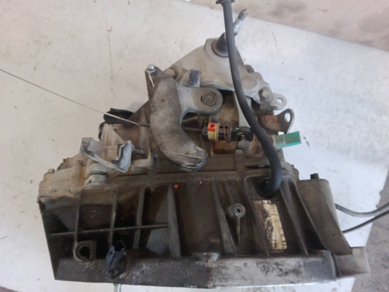 Recambio de caja de cambios manual 6 velocidades para renault scénic ii (jm0/1_) 1.6 16v (jm1r) referencia OEM IAM 7701700507  T