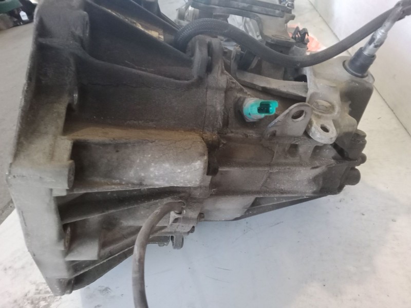 Recambio de caja de cambios manual 6 velocidades para renault scénic ii (jm0/1_) 1.6 16v (jm1r) referencia OEM IAM 7701700507  T