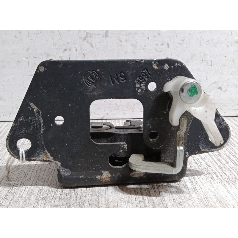 Recambio de cerradura maletero / porton para fiat panda / panda classic (169_) 1.1 (169.axa1a) referencia OEM IAM   
