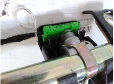 Recambio de anclaje con pretensor trasero izquierdo para mercedes-benz clase c (w203) c 220 cdi (203.008) referencia OEM IAM    2