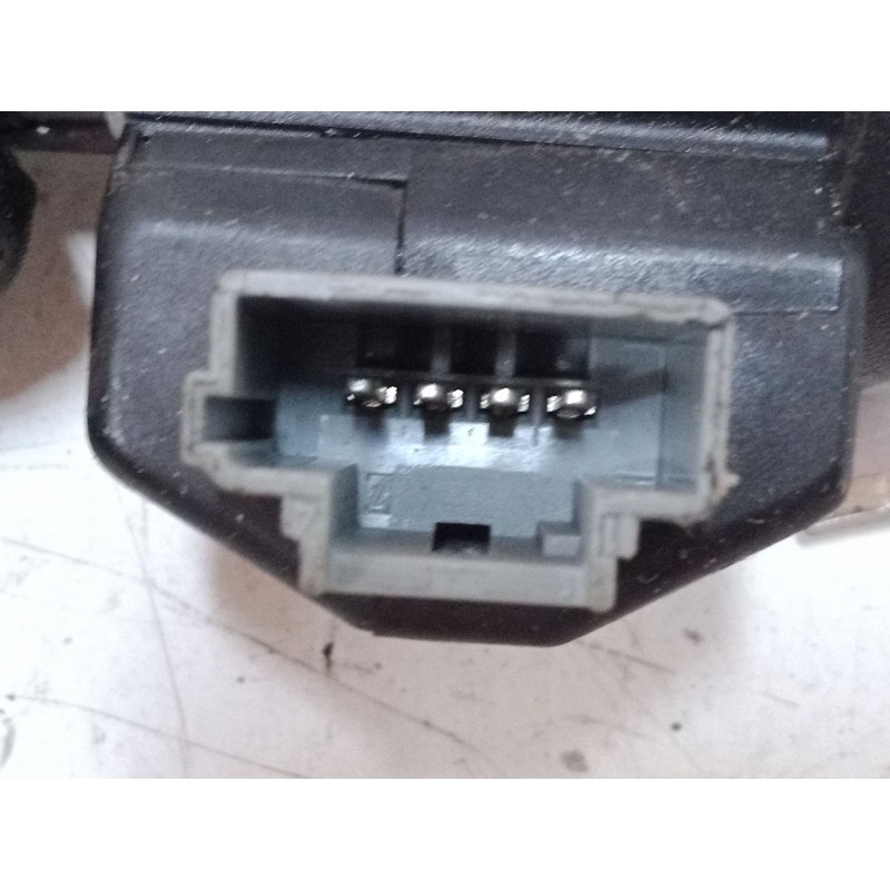 Recambio de clausor para renault clio ii (bb_, cb_) 1.2 (bb0a, bb0f, bb10, bb1k, bb28, bb2d, bb2h, cb0a,... referencia OEM IAM  