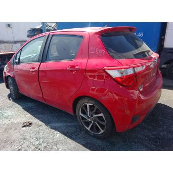 TOYOTA YARIS (_P13_)