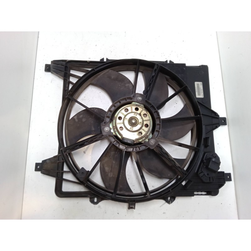 Recambio de electroventilador para renault clio ii (bb_, cb_) 1.5 dci (b/cb07) referencia OEM IAM 7700428659J  