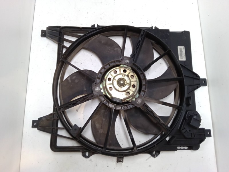 Recambio de electroventilador para renault clio ii (bb_, cb_) 1.5 dci (b/cb07) referencia OEM IAM 7700428659J  