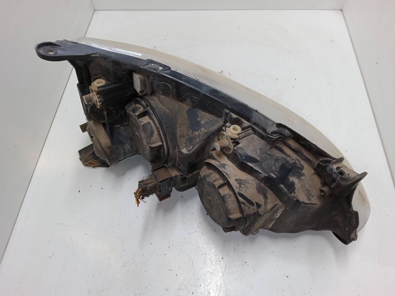 Recambio de faro izquierdo para opel corsa c (x01) 1.2 (f08, f68) referencia OEM IAM 93173253  