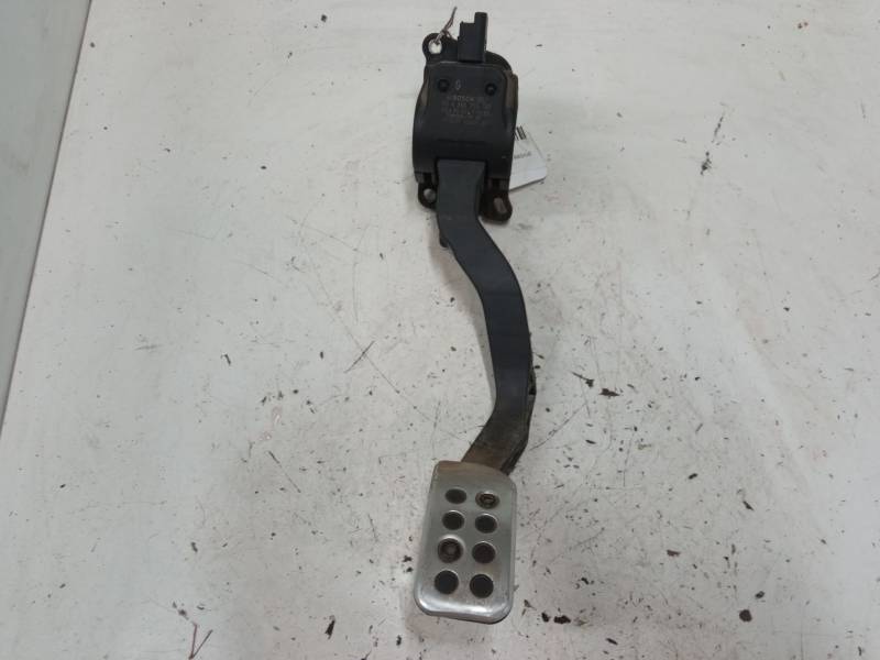 PEDAL ACELERADOR 