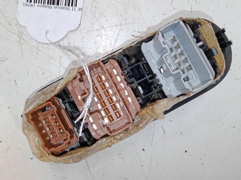 Recambio de mando elevalunas delantero izquierdo para renault megane ii station wagon (km0/1_) 1.5 dci (km16, km1e) referencia O