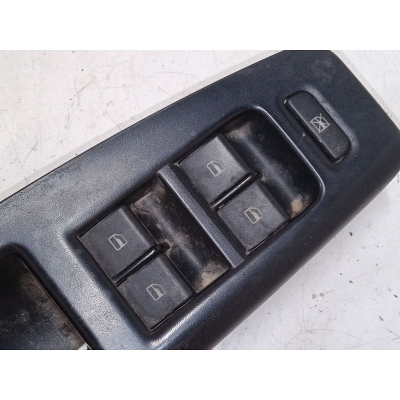 Recambio de mando elevalunas delantero izquierdo para volkswagen polo (9n_, 9a_) 1.4 tdi referencia OEM IAM 6Q1867171F  