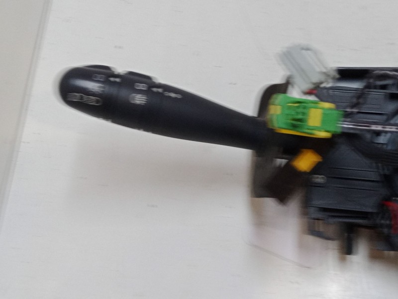 Recambio de mando luces para renault clio ii (bb_, cb_) 1.5 dci (b/cb07) referencia OEM IAM   