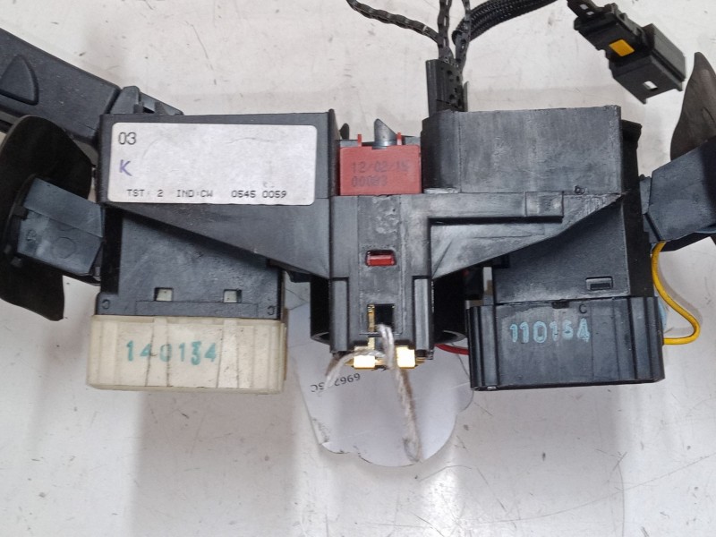 Recambio de mando luces para renault clio ii (bb_, cb_) 1.5 dci (b/cb07) referencia OEM IAM   