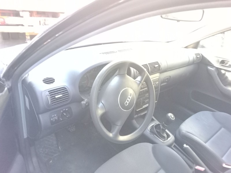 audi a3 (8l1) del año 2004