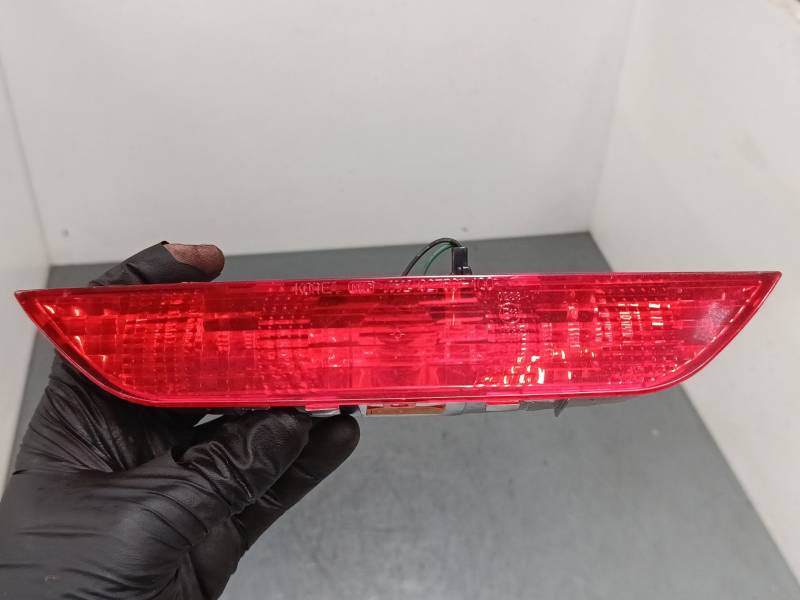 LUZ CENTRAL DE FRENO 