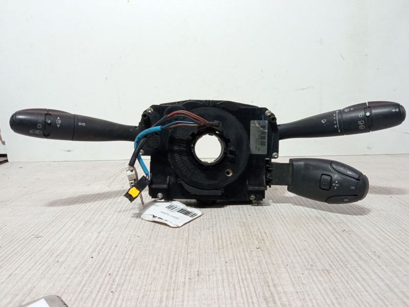 Recambio de mando luces para peugeot 207/207+ (wa_, wc_) 1.4 16v referencia OEM IAM 96657288XT 261133 B6 240908 S 0057 