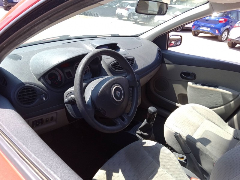 renault clio iii (br0/1, cr0/1) del año 2006 renault clio iii (br0/1, cr0/1) del año 2006