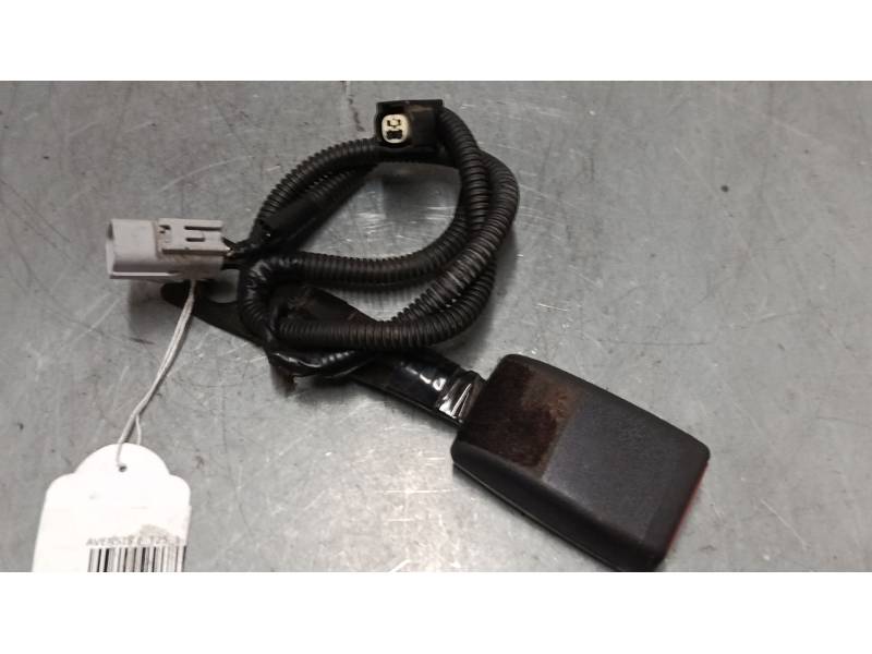 ANCLAJE CINTURON DELANTERO IZQUIERDO 076761 