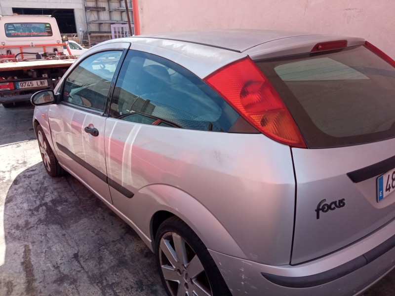 ford focus i sedán (dfw) del año 2004