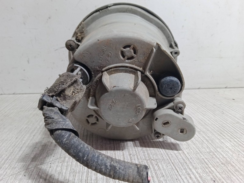 Recambio de faro antiniebla derecho para hyundai santa fé i (sm) 2.0 crdi referencia OEM IAM   